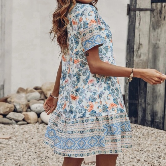 Boho floral print tie neck ruffle hem dress - Picture 3 of 5